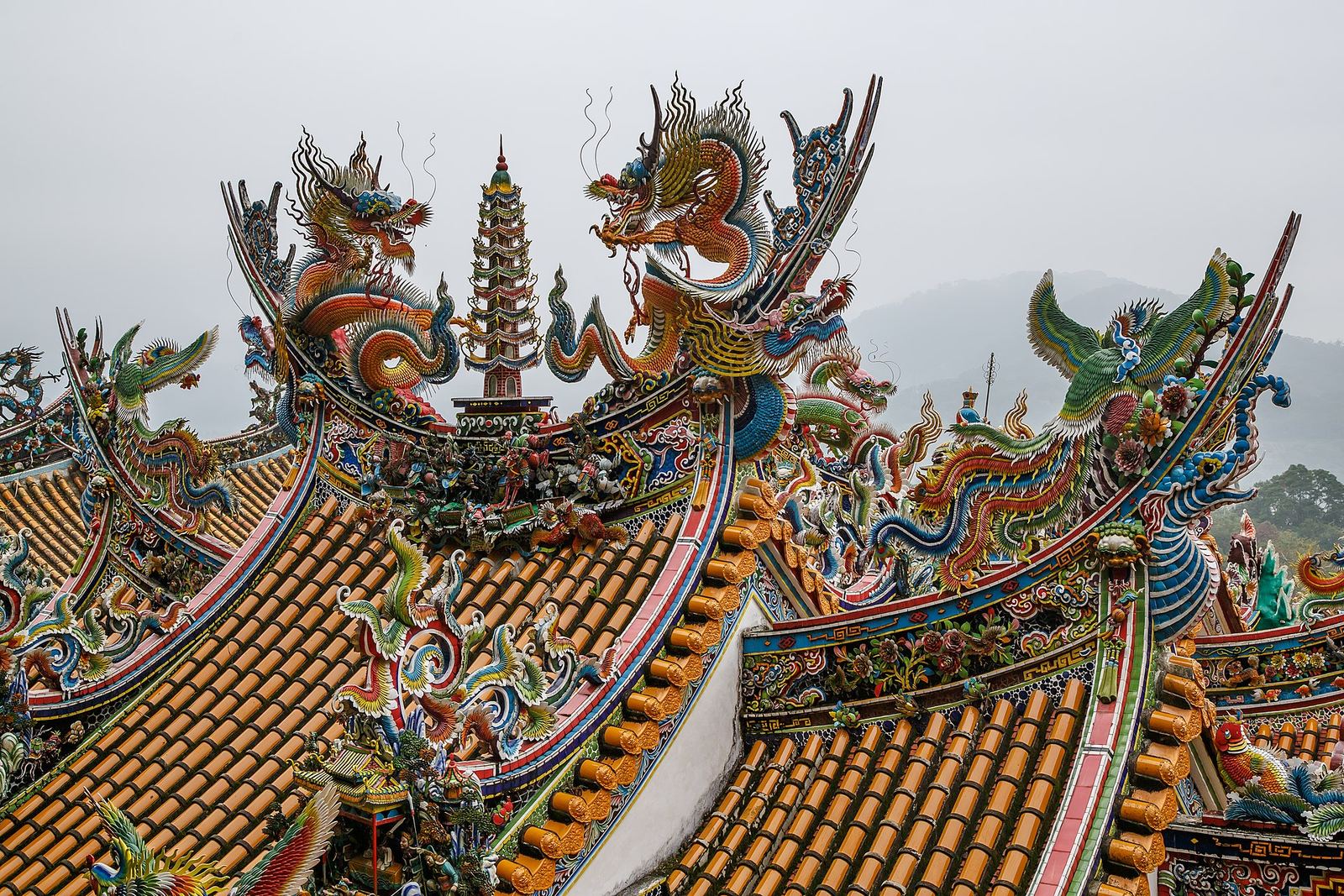 Dachfiguren am Quanhua-Tempel, Miaoli